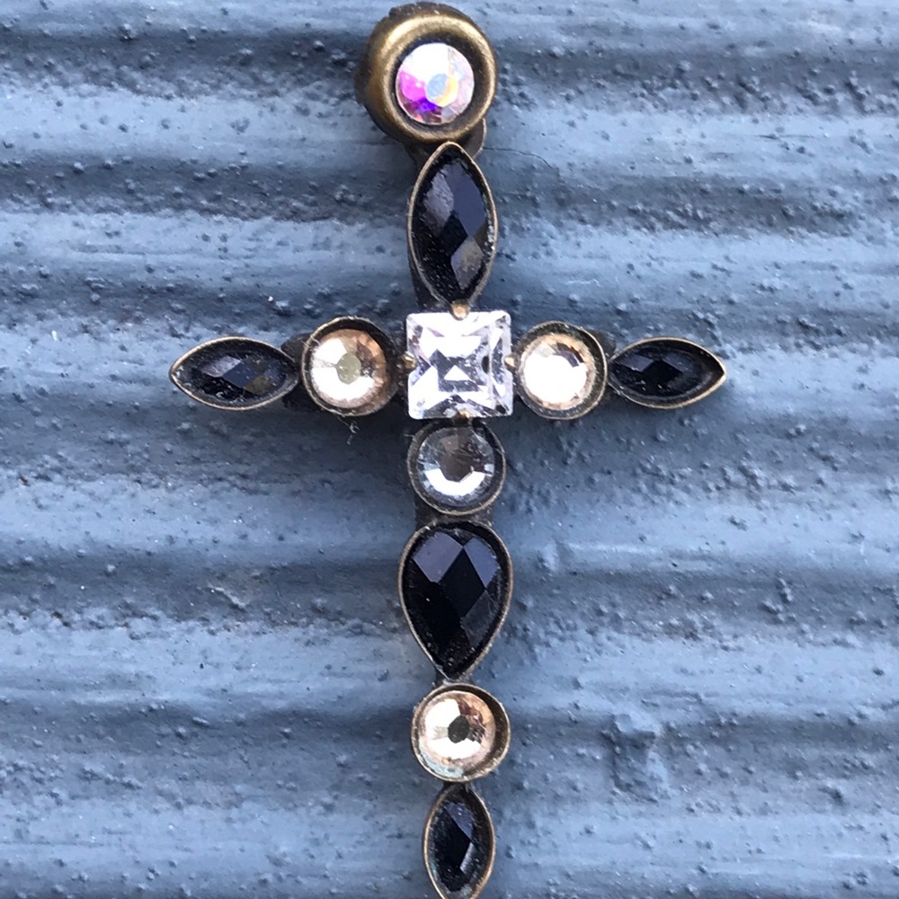 Beautiful Sorrelli cross pendant “antique gold” ✝️